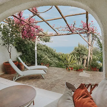 La Dolce Vista *
